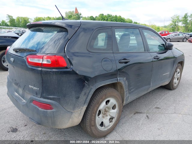 1C4PJMAB4GW266423 Jeep Cherokee Sport