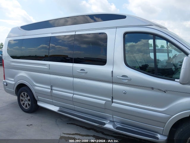 Ford Transit-150 2018 1FTYE9ZG5JKA53470 Image 14