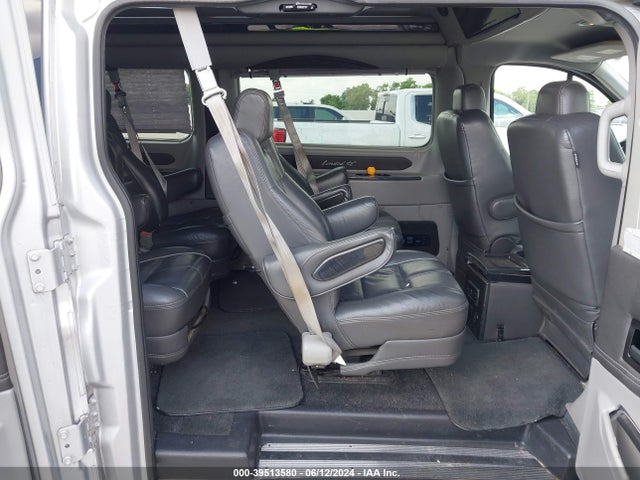 Ford Transit-150 2018 1FTYE9ZG5JKA53470 Image 8