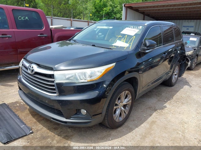 Toyota Highlander Xle V6 2015 5TDKKRFH1FS097218 Image 2