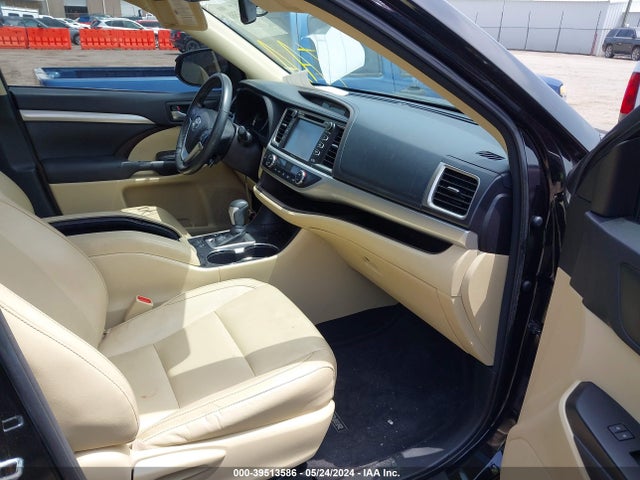 Toyota Highlander Xle V6 2015 5TDKKRFH1FS097218 Image 5