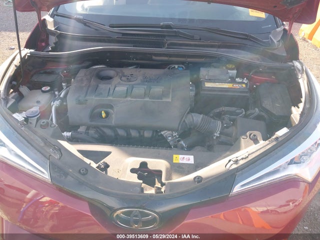 Toyota C-HR XLE 2018 NMTKHMBX0JR051045 Image 10