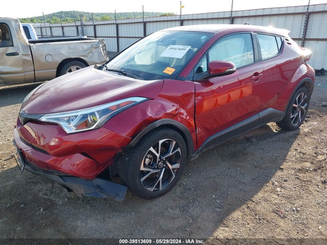 Toyota C-HR XLE 2018 NMTKHMBX0JR051045 Image 2