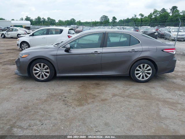 Toyota CAMRY LE 2019 4T1B11HK2KU761718 Image 14