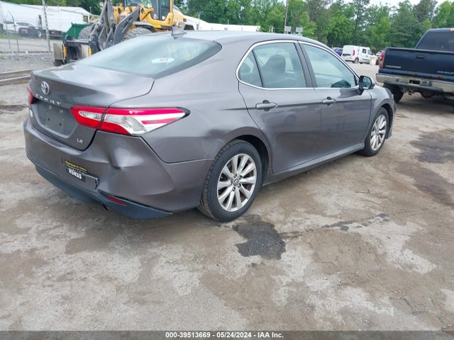 Toyota CAMRY LE 2019 4T1B11HK2KU761718 Image 4