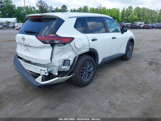 5N1BT3AA5PC792658 Nissan Rogue S Fwd
