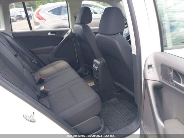 WVGBV3AX5EW501375 Volkswagen TIGUAN S