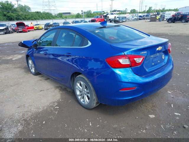 Auction sale of the 2019 Chevrolet Cruze Lt, vin: 1G1BE5SM3K7118151, lot number: 39513742