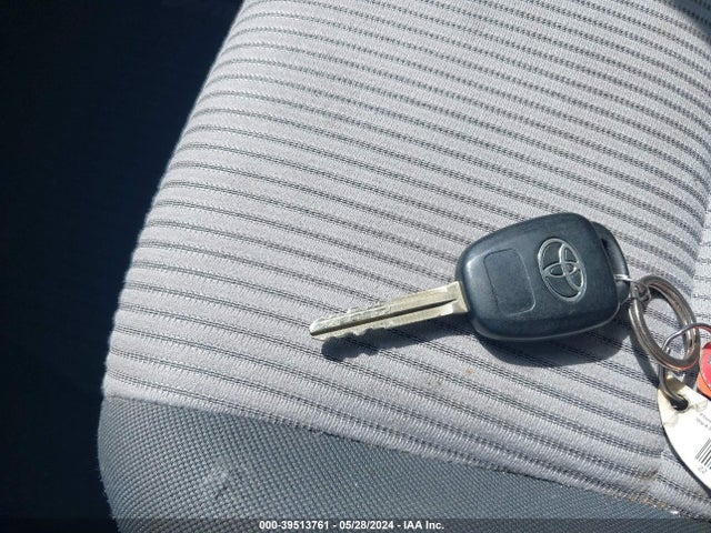 Toyota RAV4 LE 2014 JTMBFREV9ED081192 Image 11