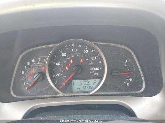 Toyota RAV4 LE 2014 JTMBFREV9ED081192 Image 7