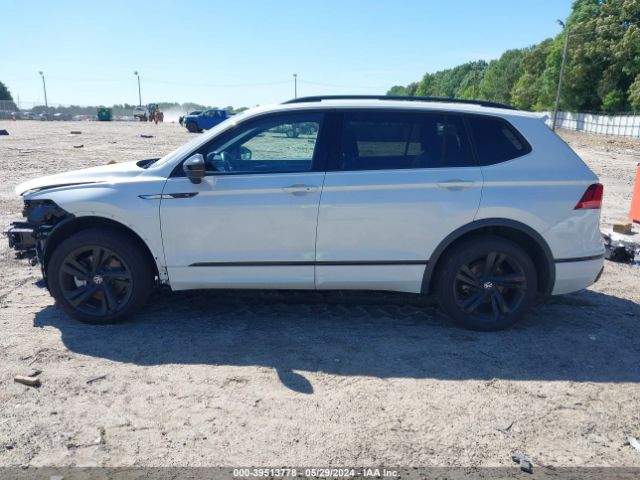 3VVCB7AX1PM024893 Volkswagen Tiguan 2.0t Se R-line Black