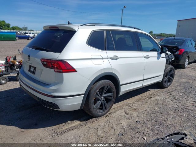 3VVCB7AX1PM024893 Volkswagen Tiguan 2.0t Se R-line Black