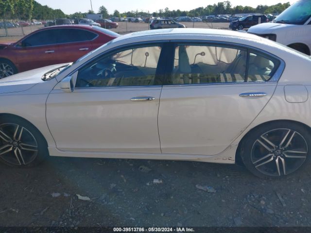 1HGCR3F94HA024562 Honda Accord Touring V6