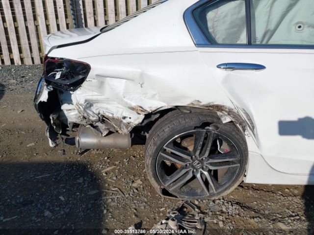 1HGCR3F94HA024562 Honda Accord Touring V6