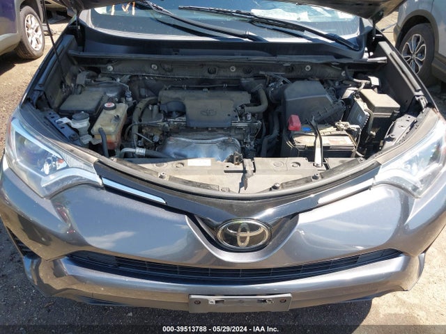 Toyota RAV4 LE 2018 JTMZFREV3JJ734478 Image 10