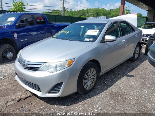 Toyota CAMRY LE 2014 4T1BF1FK9EU363639 Image 2