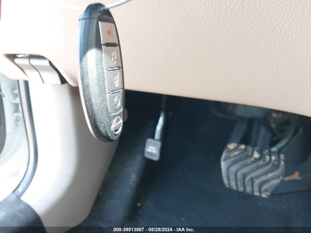 Nissan ROGUE SV 2017 KNMAT2MT0HP593289 Image 11