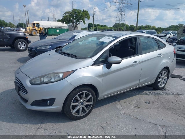 Ford FIESTA SE 2019 3FADP4BJ3KM150278 Image 2