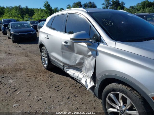 5LMCJ3D98JUL01185 Lincoln Mkc Reserve