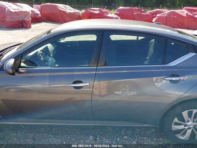 Nissan Altima 2.5 S 2019 1N4BL4BV1KC121319 Image 14