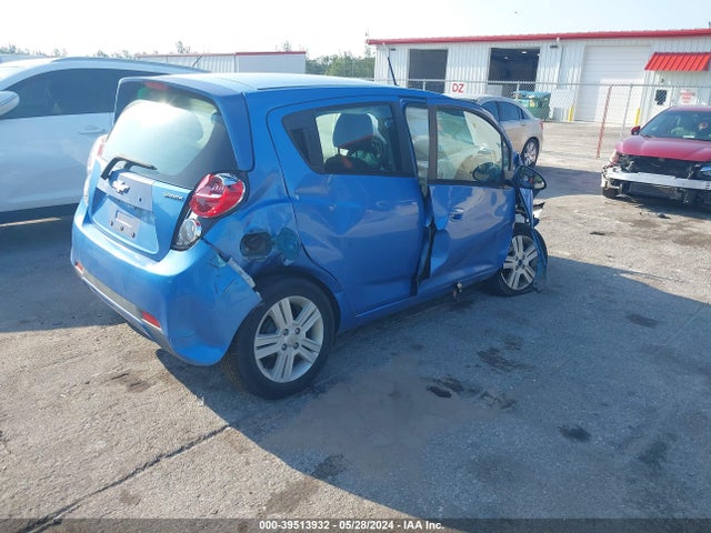 Chevrolet Spark 1lt Cvt 2015 KL8CD6S99FC717805 Image 4