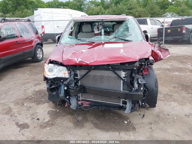 2C4RC1GG7ER164303 Chrysler Town & Country Limited