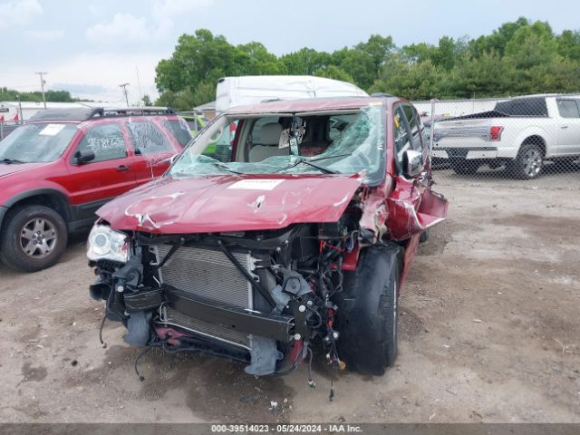 2C4RC1GG7ER164303 Chrysler Town & Country Limited