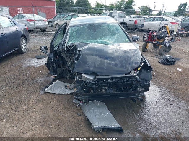 WVWKP7AU0GW909846 Volkswagen E-golf Se