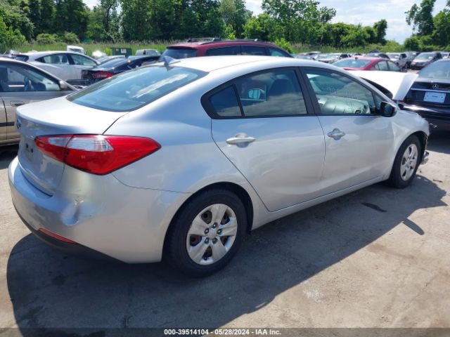 KNAFK4A68F5377151 KIA FORTE LX