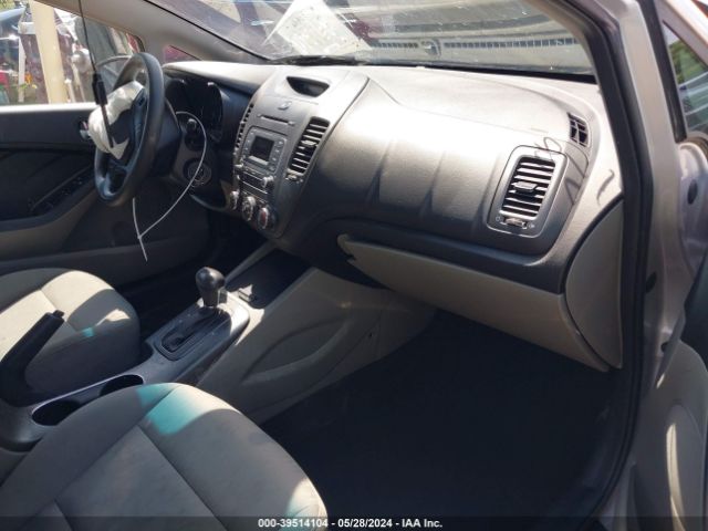 KNAFK4A68F5377151 KIA FORTE LX