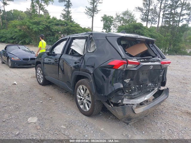 Toyota Rav4 Xle Premium 2022 2T3C1RFV4NC196093 Image 3