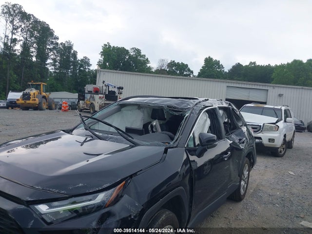Toyota Rav4 Xle Premium 2022 2T3C1RFV4NC196093 Image 6