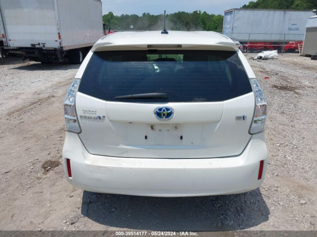 JTDZN3EU0E3307308 Toyota Prius V Three