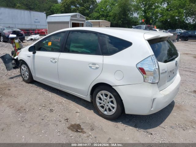 JTDZN3EU0E3307308 Toyota Prius V Three