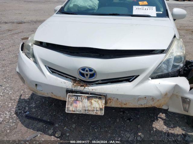 JTDZN3EU0E3307308 Toyota Prius V Three