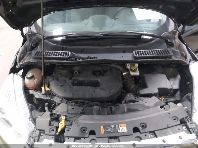 Ford ESCAPE SE 2017 1FMCU9G99HUB05243 Image 10