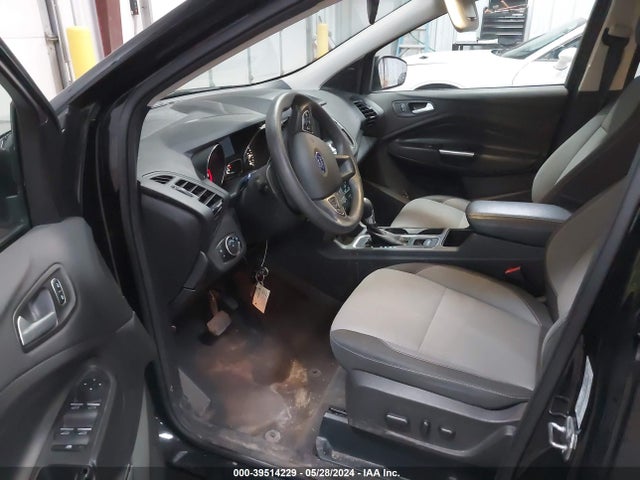 Ford ESCAPE SE 2017 1FMCU9G99HUB05243 Image 5