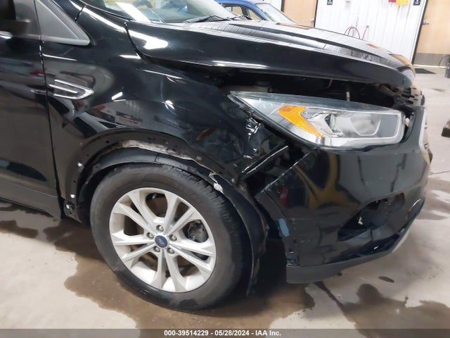 Ford ESCAPE SE 2017 1FMCU9G99HUB05243 Image 6