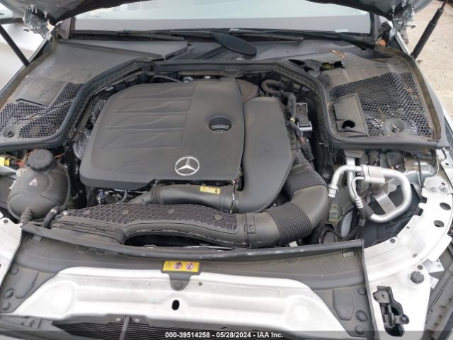 W1KWF8DB4MR614916 Mercedes-Benz C 300 Sedan