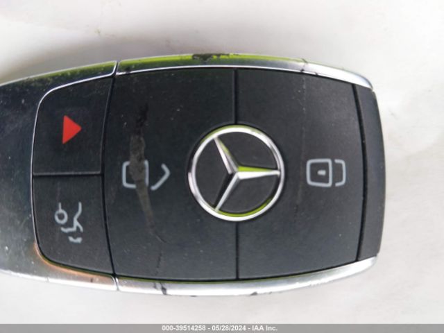 W1KWF8DB4MR614916 Mercedes-Benz C 300 Sedan