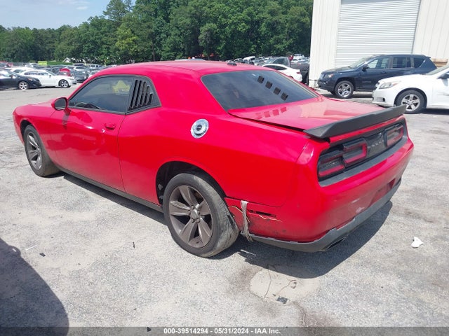 2C3CDZAG7FH770366 Dodge Challenger Sxt Or R/t