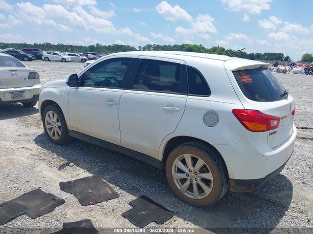 2015 MITSUBISHI OUTLANDER SPORT 4A4AP3AU3FE041570 Photo 2