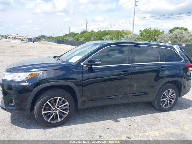 Toyota Highlander Xle 2019 5TDKZRFH4KS560653 Image 14
