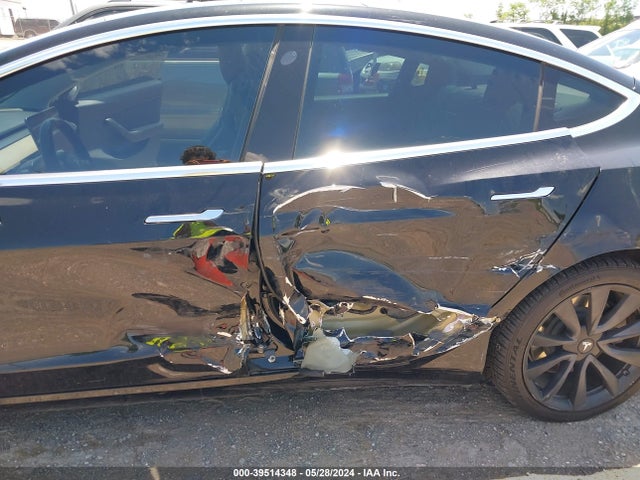 2019 TESLA MODEL 3 5YJ3E1EA2KF305977 Photo 5