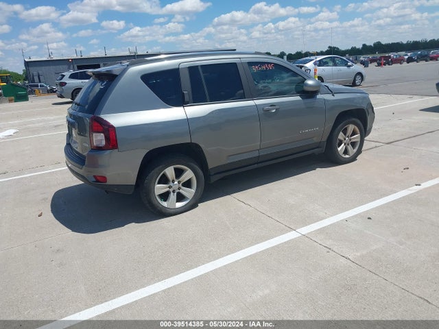 1C4NJDEB2ED520950 Jeep Compass Latitude