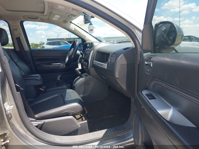 1C4NJDEB2ED520950 Jeep Compass Latitude