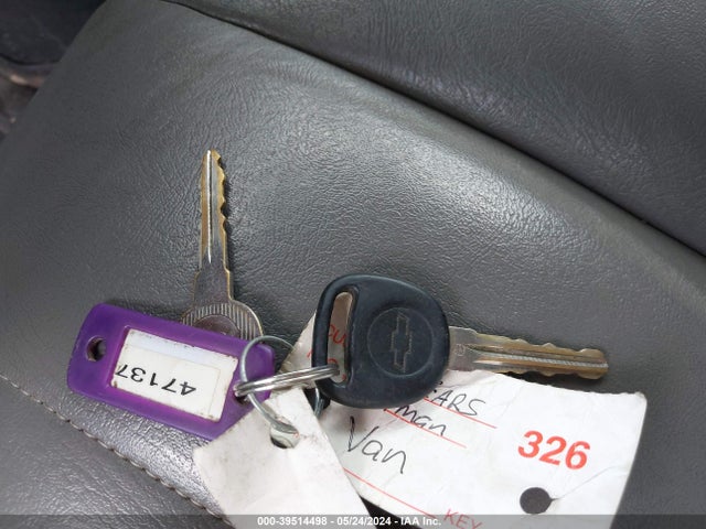 Chevrolet Express 1500 Work Van 2014 1GCSGAFX1E1157892 Image 11