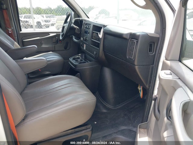Chevrolet Express 1500 Work Van 2014 1GCSGAFX1E1157892 Image 5