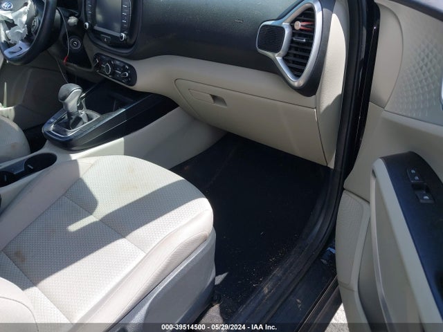 KNDJ23AU9M7769661 KIA SOUL LX
