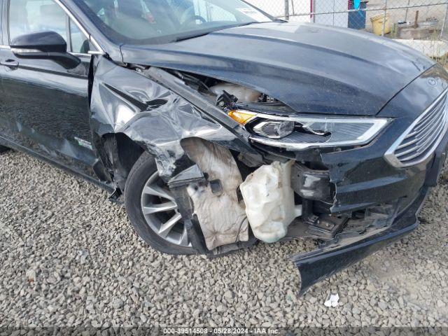 3FA6P0PU3JR105752 Ford Fusion Energi Se Luxury